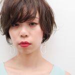 ショートヘアで小顔美人に！